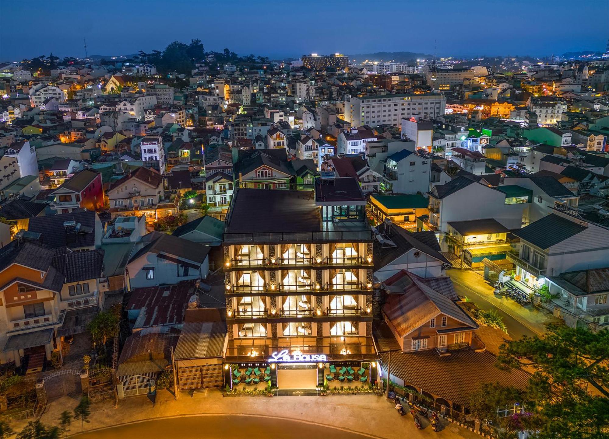 Le House Dalat Hotel Екстериор снимка